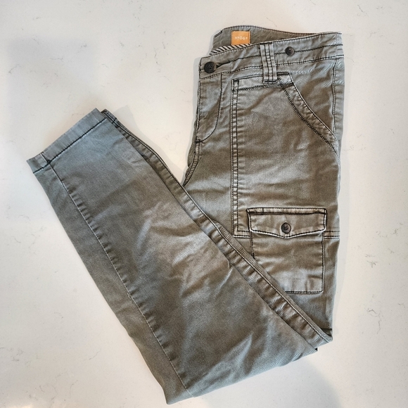 {Anthro} Pilcro & the Letterpress Tiri Olive Cargo Pants Women's Size 4 Petite - Picture 7 of 12